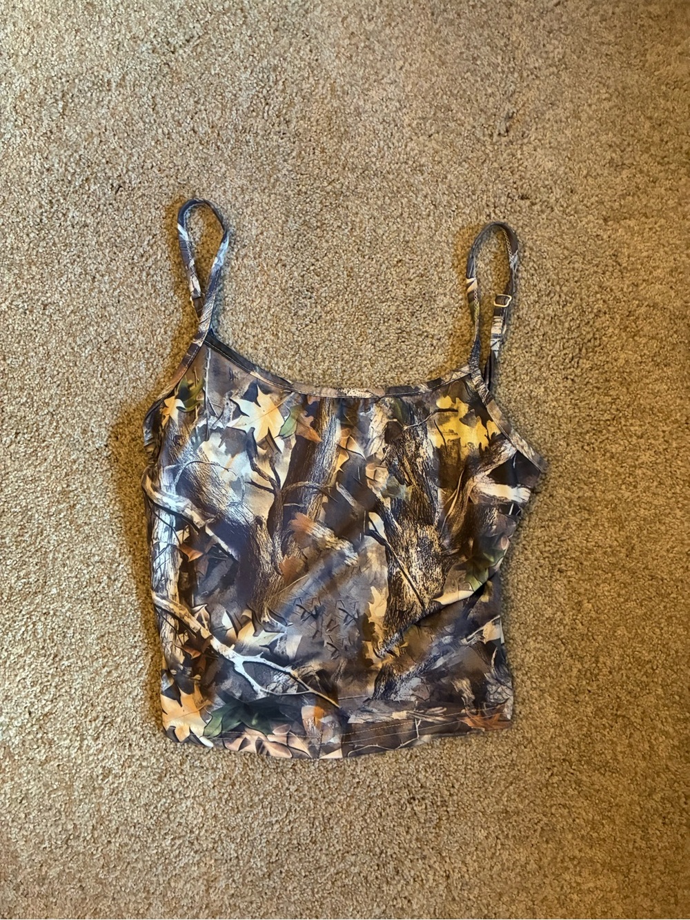 SHEIN Brown & Green Camo Leaf Print Spaghetti Strap Camisole